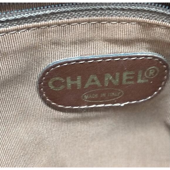 Chanel Brown and Yellow Raffia and Leather CC Tote - Picture 7 of 9